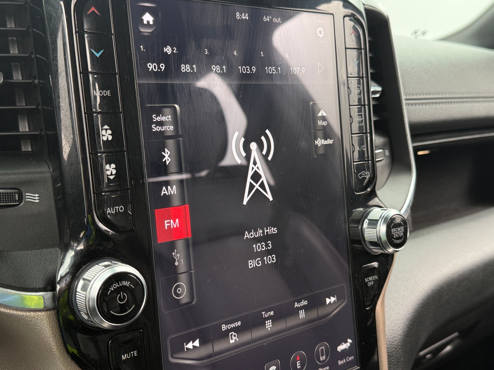 Thumbnail: 2019 RAM 1500 - 3