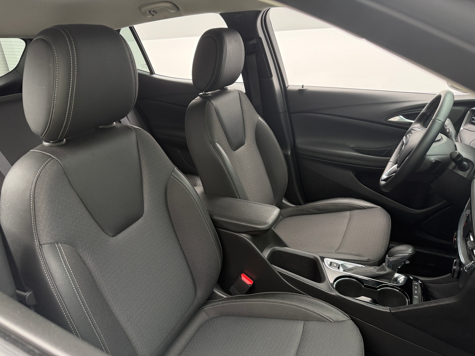 Thumbnail: 2025 Buick Encore GX - 2