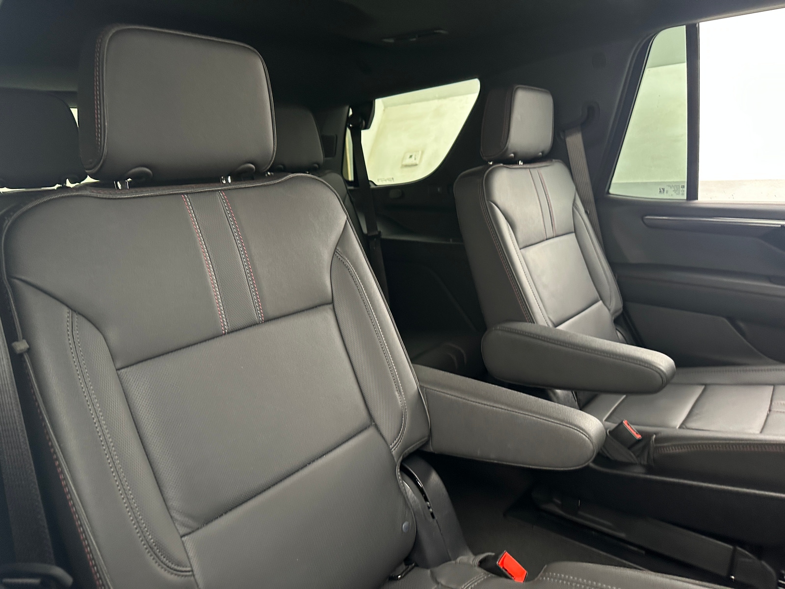 Thumbnail: 2025 Chevrolet Tahoe - 5