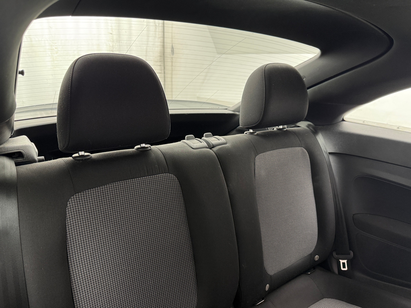 Thumbnail: 2019 Volkswagen Beetle - 6