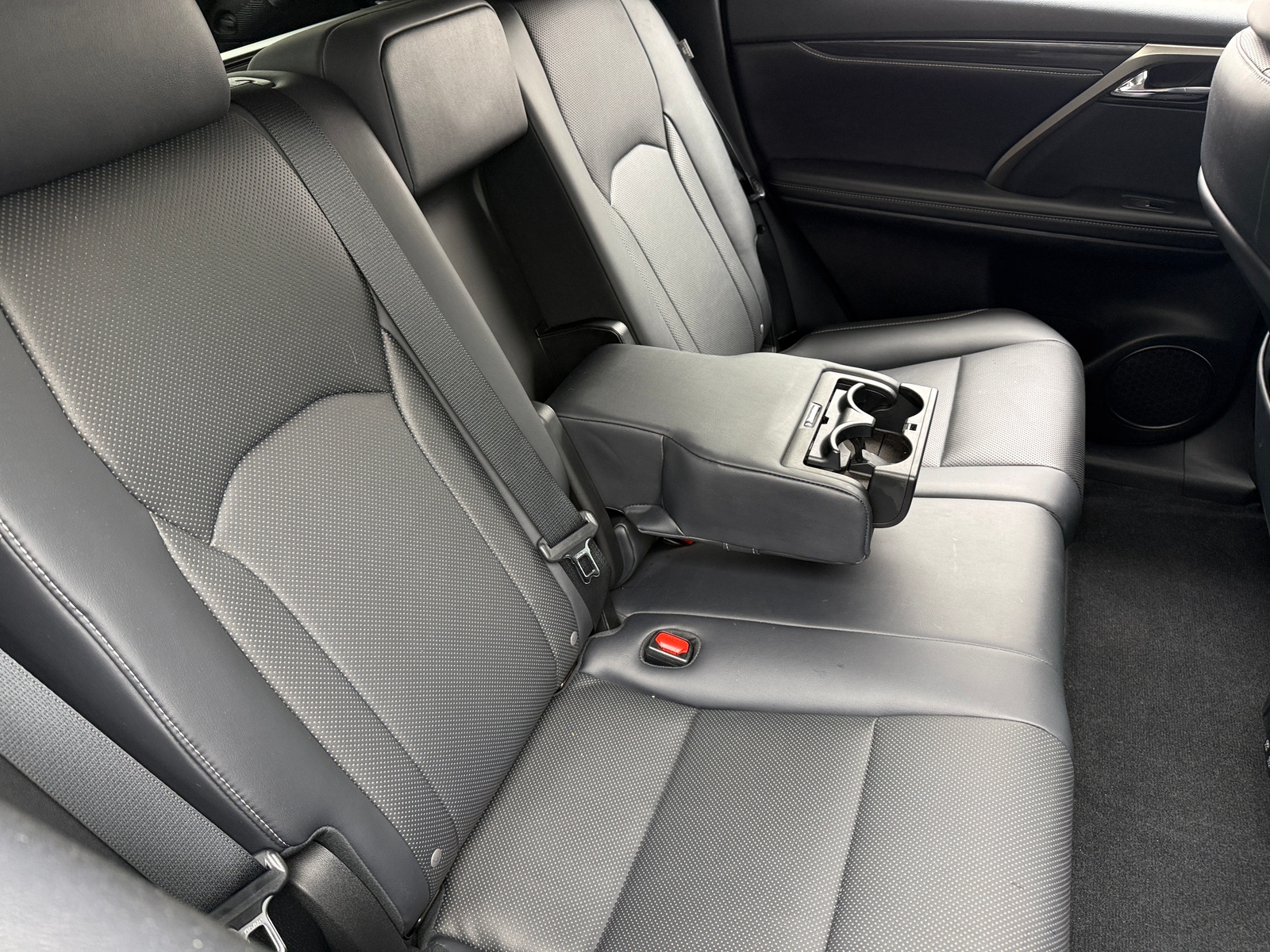 Thumbnail: 2020 Lexus RX - 5