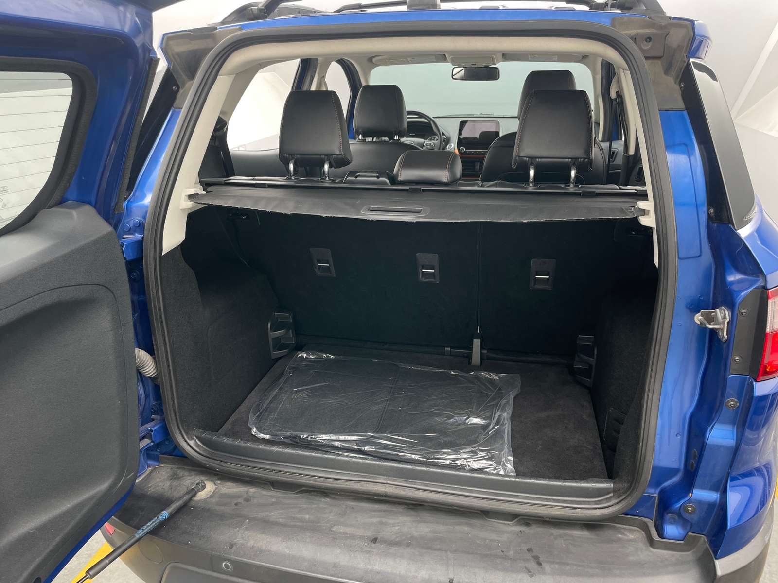 Thumbnail: 2018 Ford EcoSport - 7