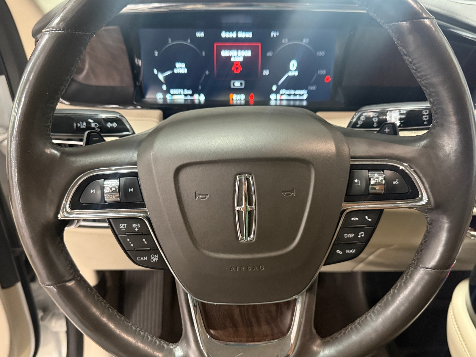 Thumbnail: 2020 Lincoln Navigator - 4