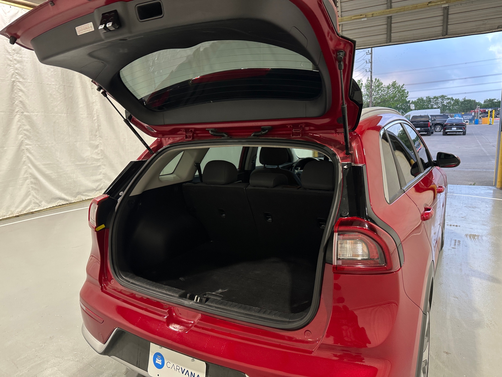 Thumbnail: 2018 Kia Niro - 7