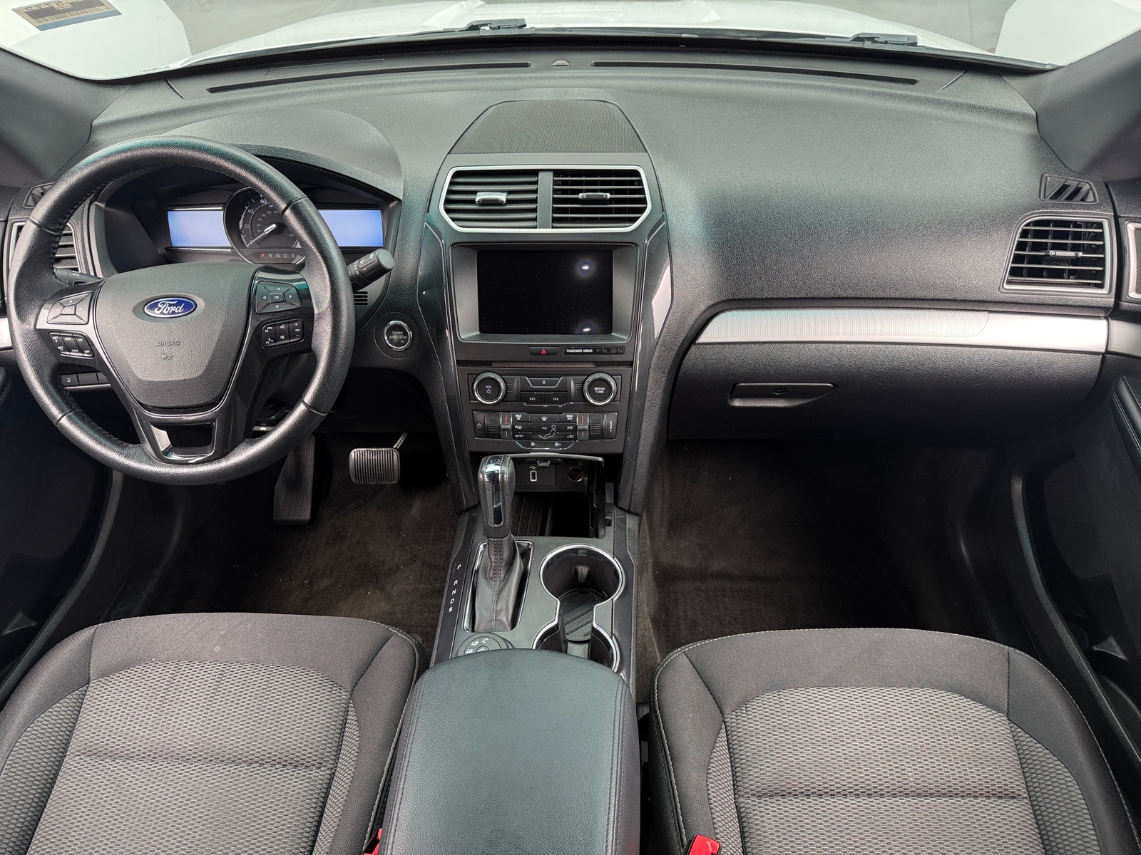 Thumbnail: 2017 Ford Explorer - 3