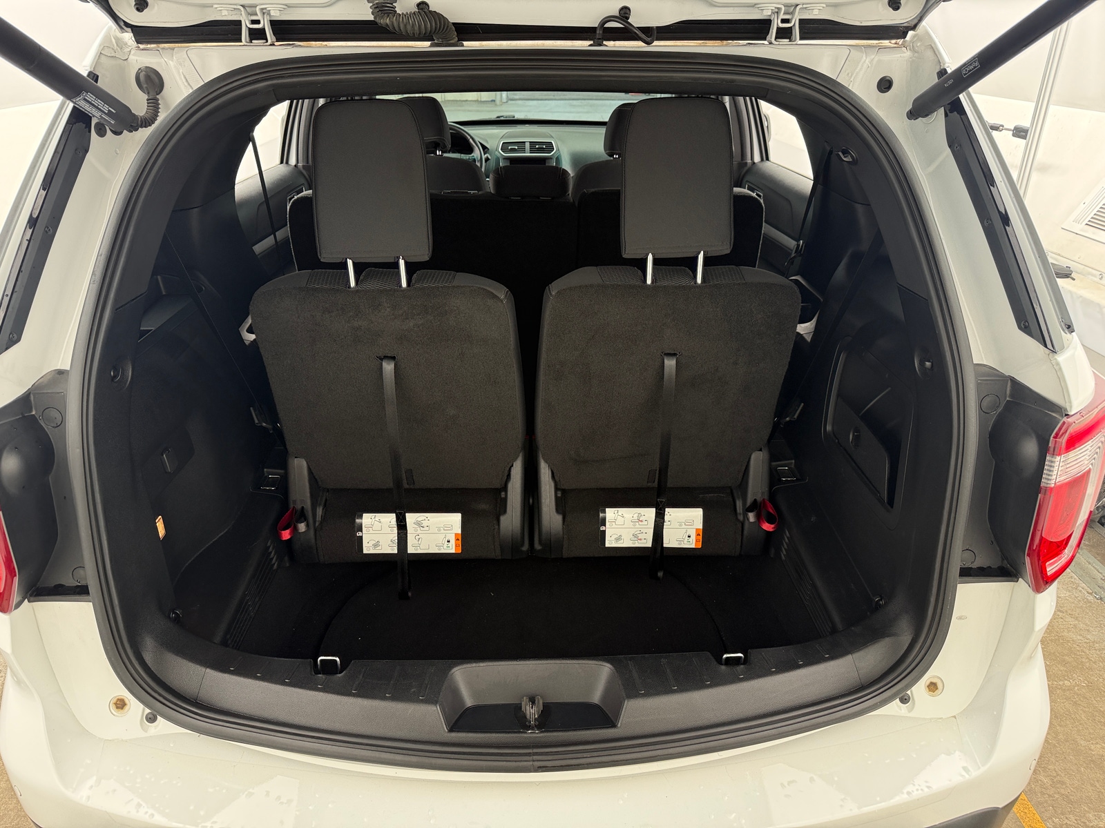 Thumbnail: 2017 Ford Explorer - 7