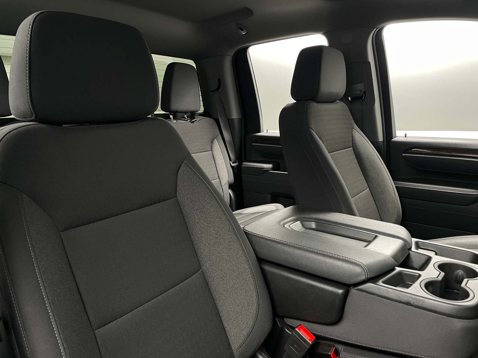 Thumbnail: 2025 GMC Sierra 2500 - 2