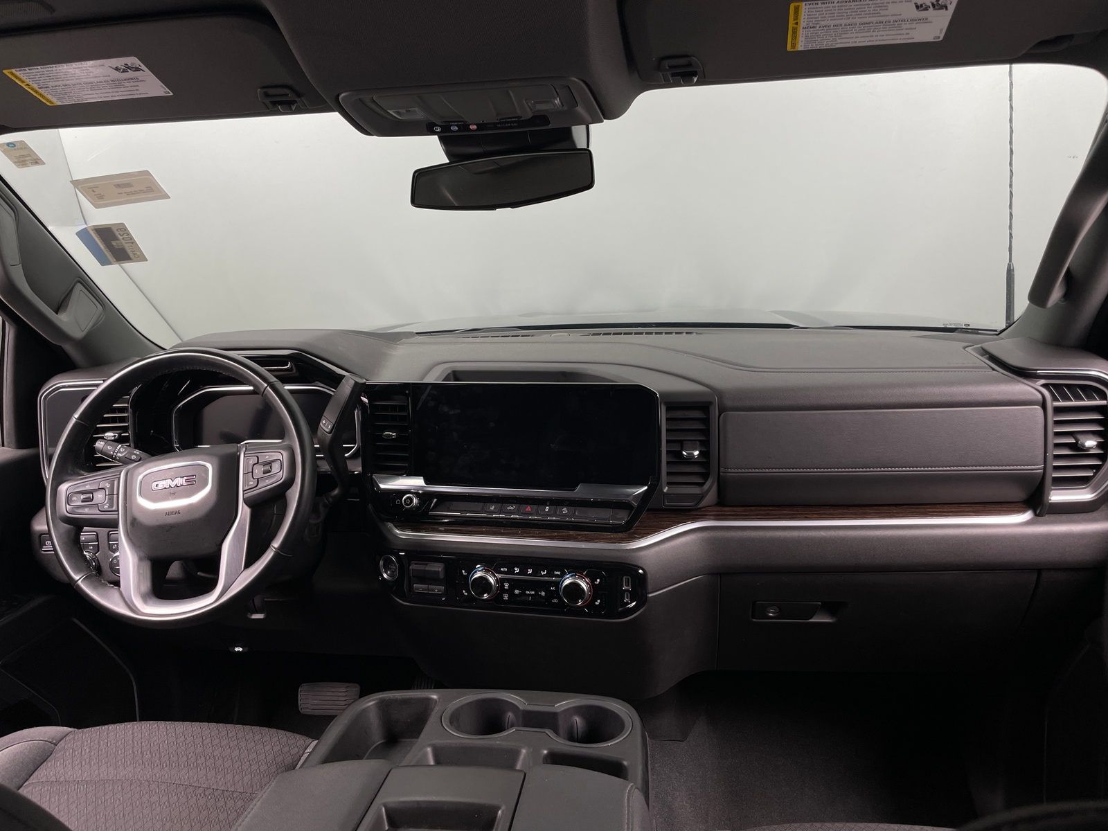 Thumbnail: 2025 GMC Sierra 2500 - 3