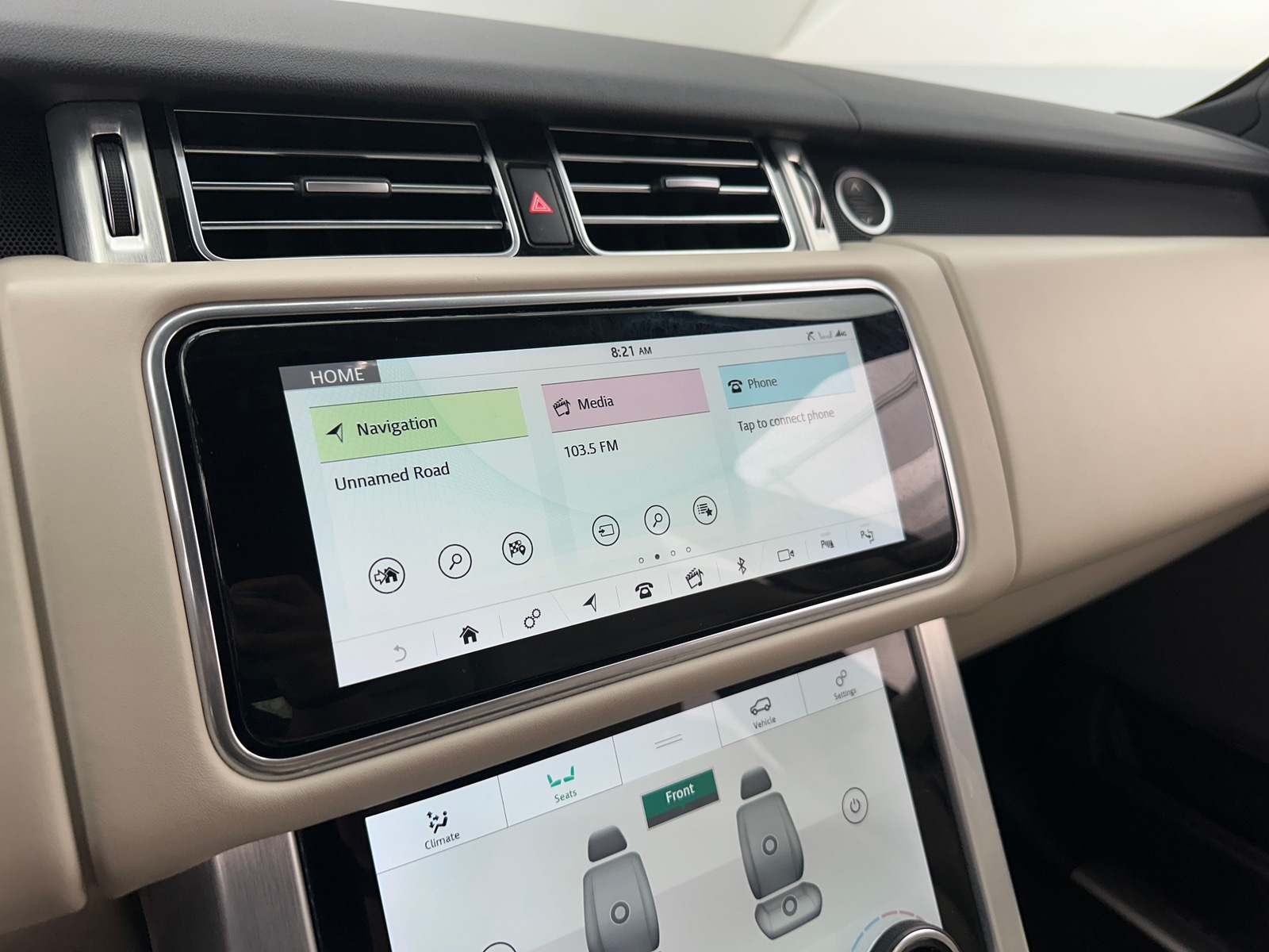 Thumbnail: 2021 Land Rover Range Rover - 3