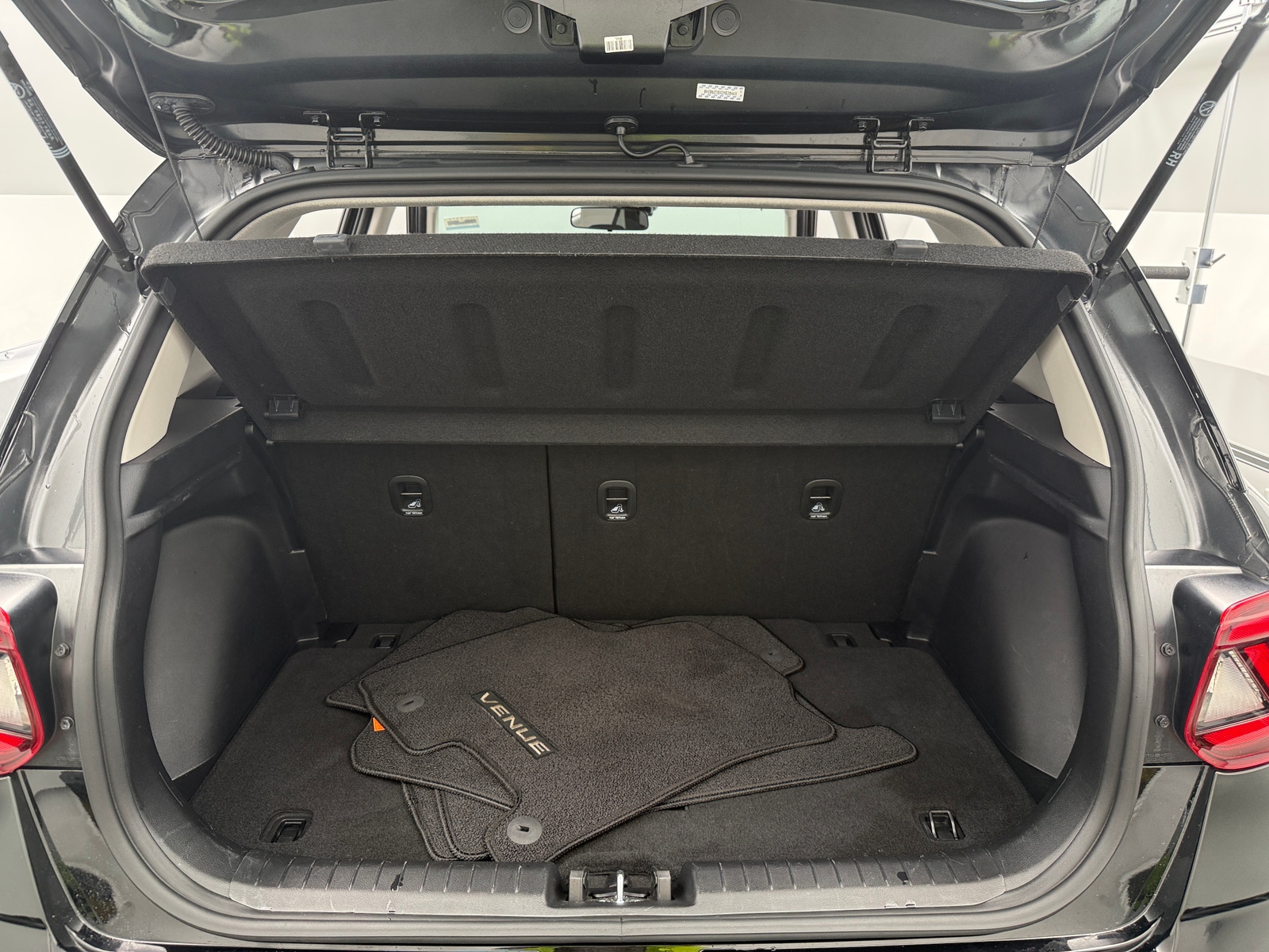 Thumbnail: 2024 Hyundai Venue - 7