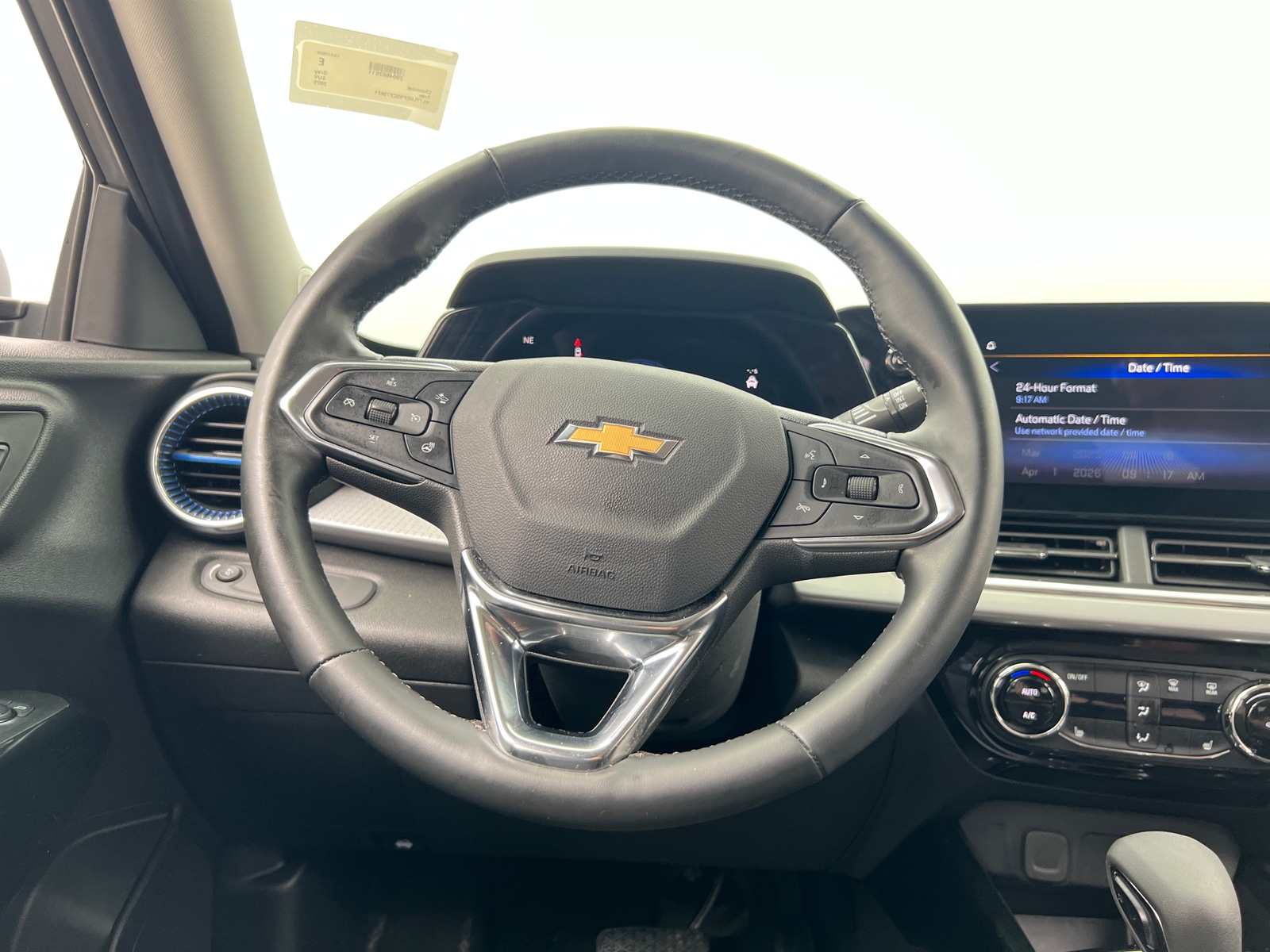 Thumbnail: 2025 Chevrolet Trax - 5