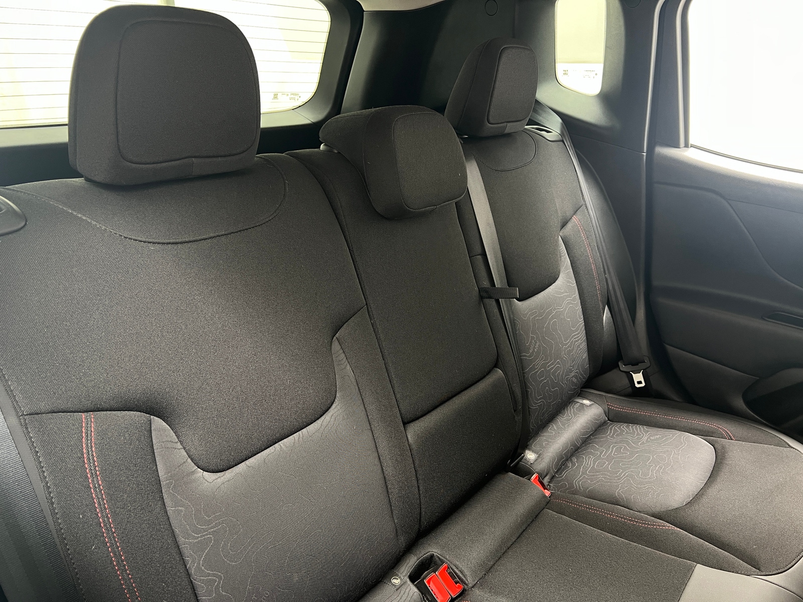 Thumbnail: 2020 Jeep Renegade - 6