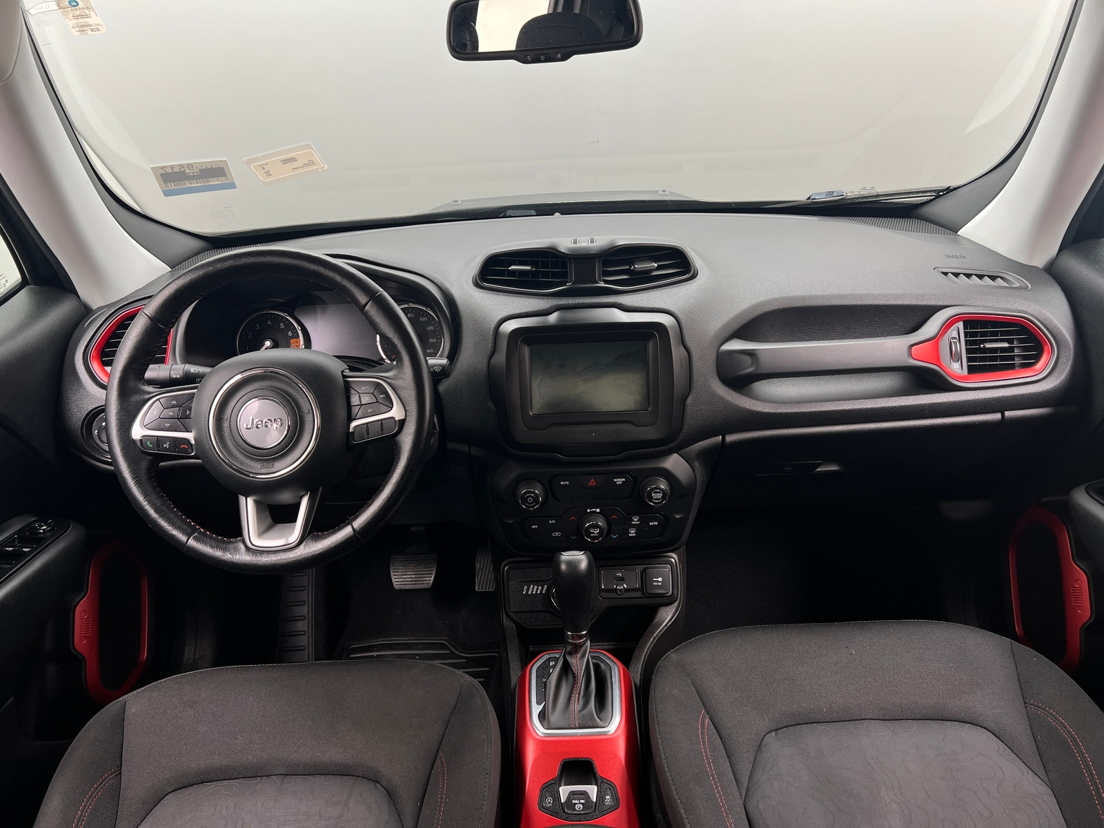 Thumbnail: 2020 Jeep Renegade - 3