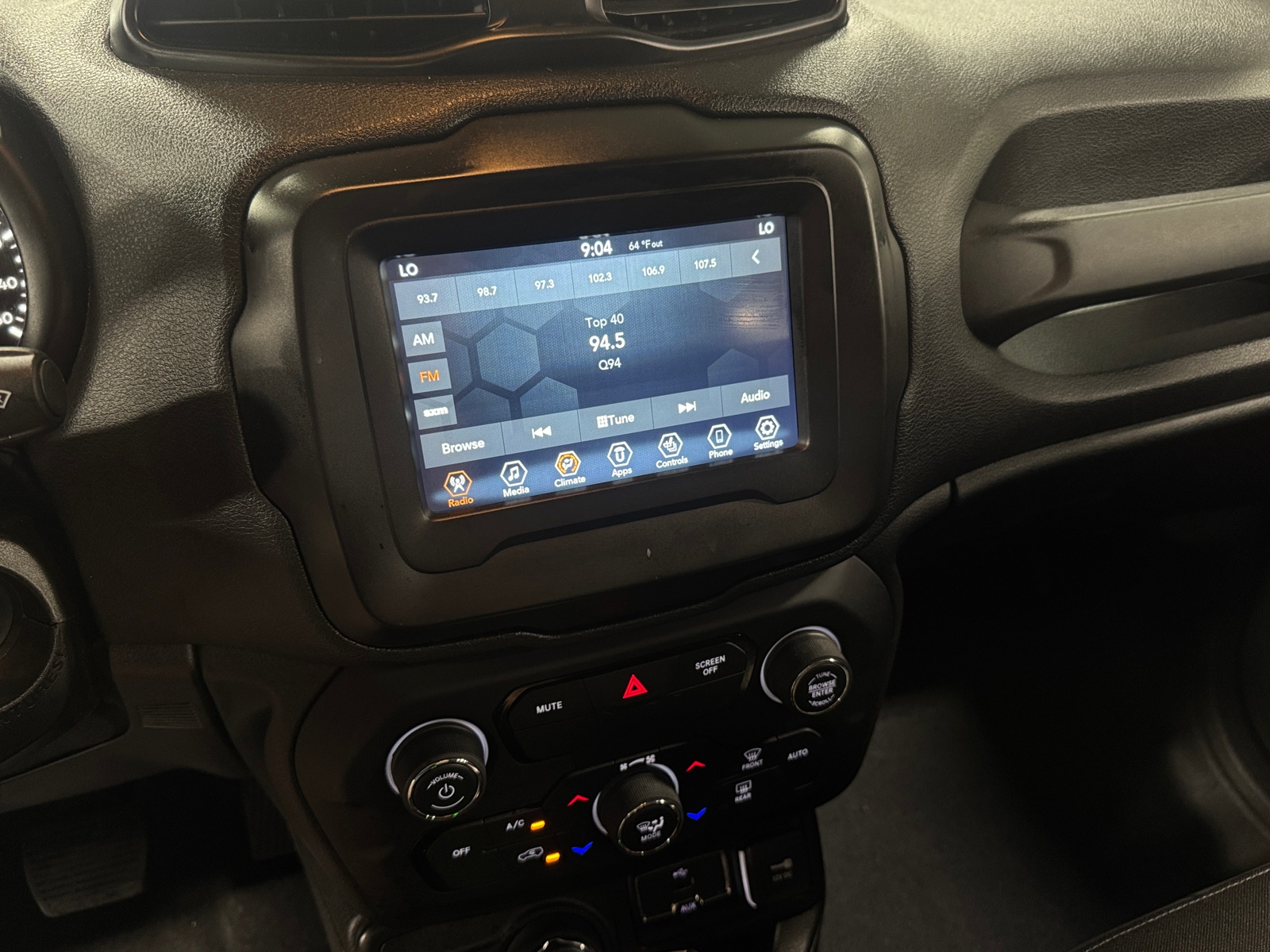 Thumbnail: 2020 Jeep Renegade - 4