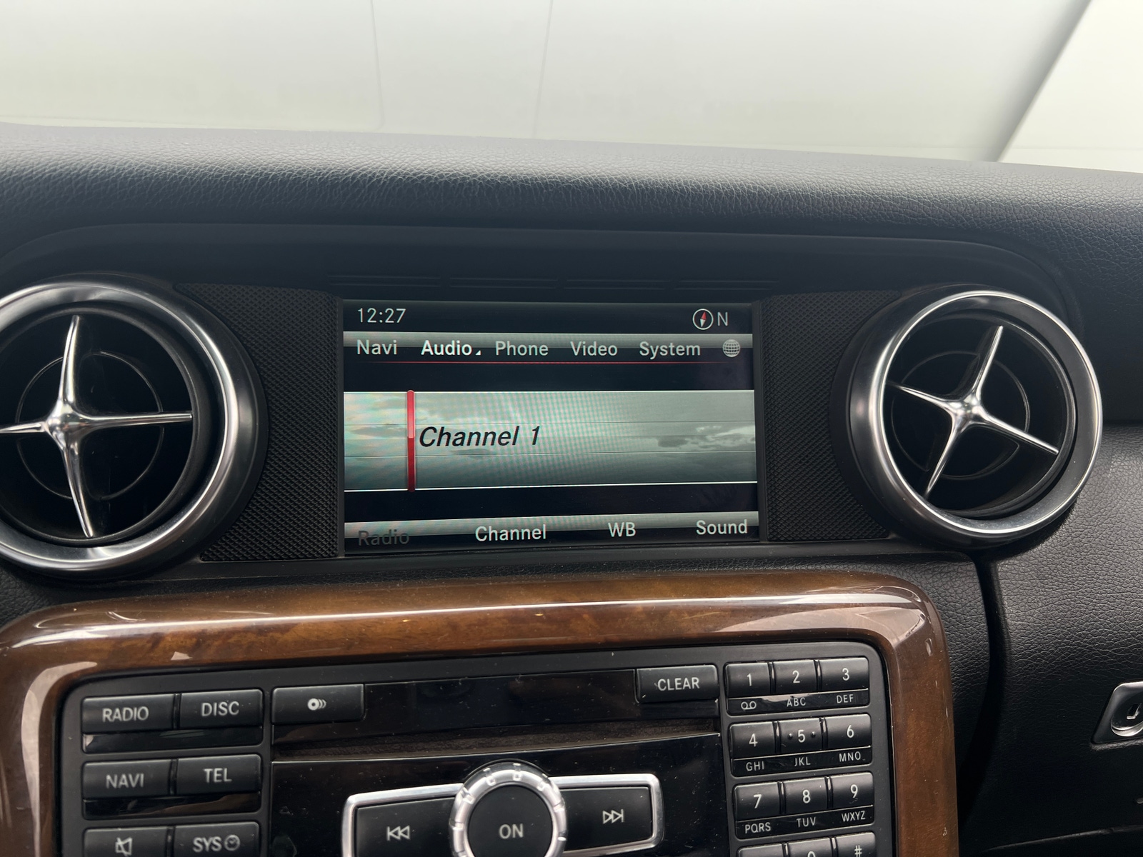 Thumbnail: 2014 Mercedes-Benz SLK - 3