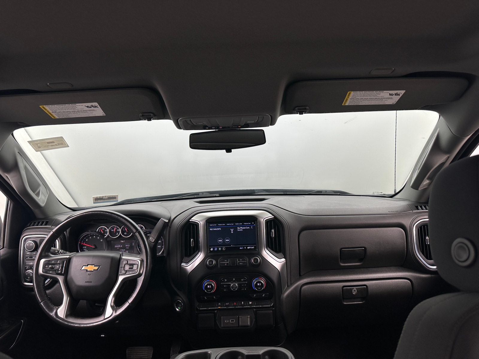 Thumbnail: 2022 Chevrolet Silverado 1500 - 3