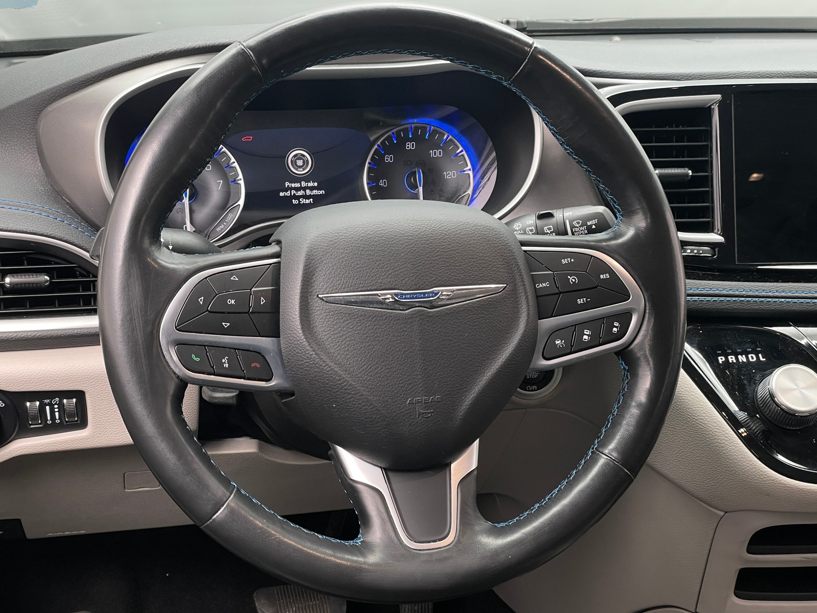 Thumbnail: 2021 Chrysler Pacifica - 4