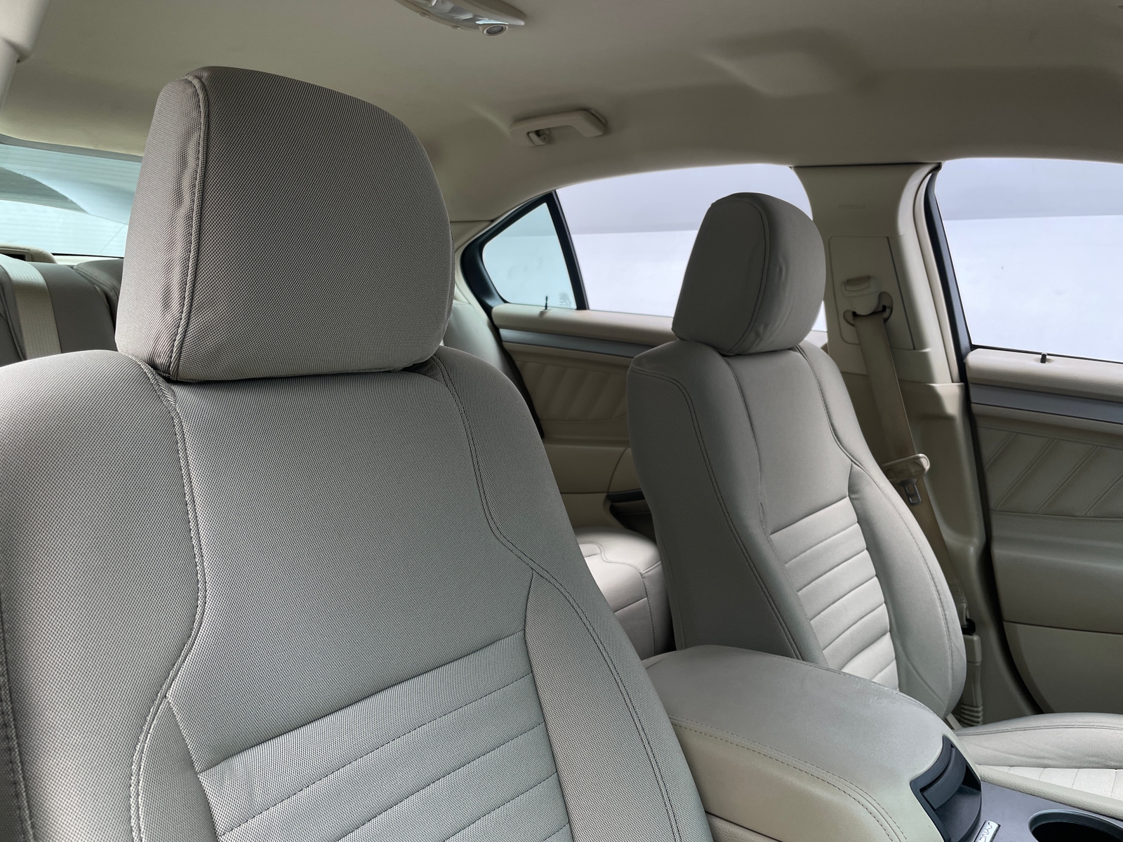 Thumbnail: 2017 Ford Taurus - 2