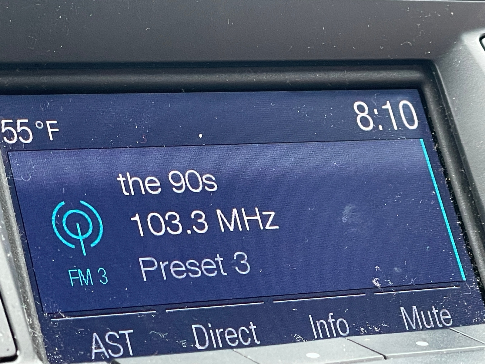 Thumbnail: 2017 Ford Taurus - 4