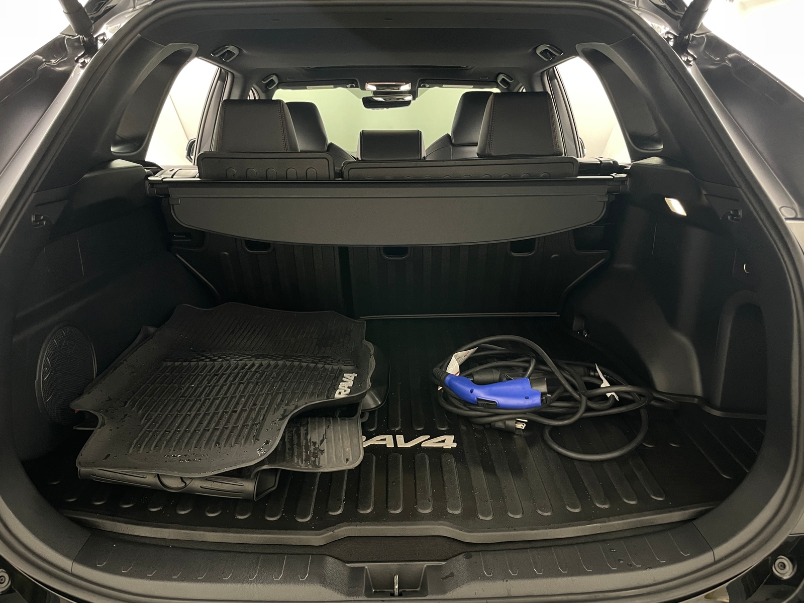 Thumbnail: 2024 Toyota RAV4 - 6