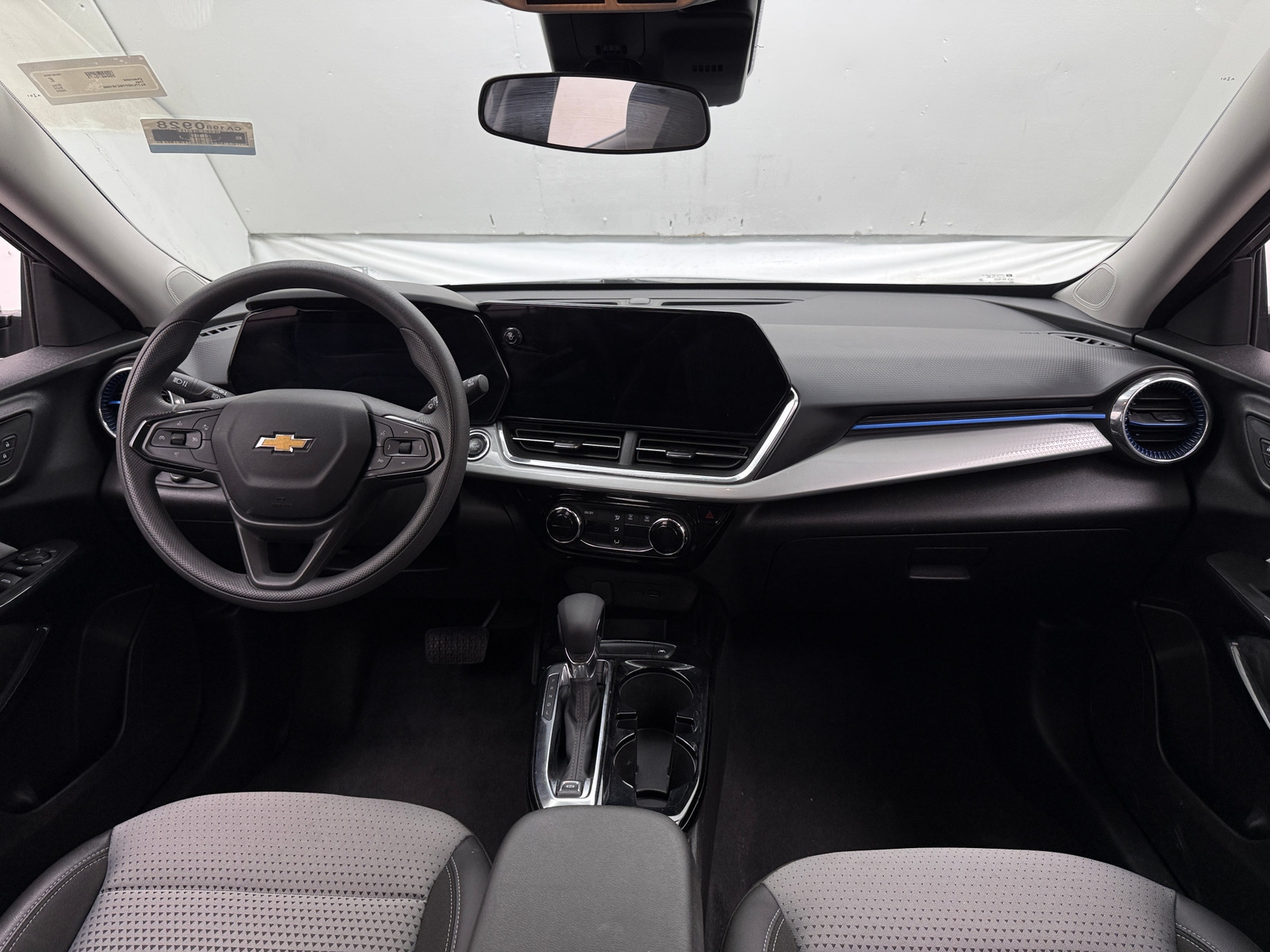 Thumbnail: 2025 Chevrolet Trax - 3