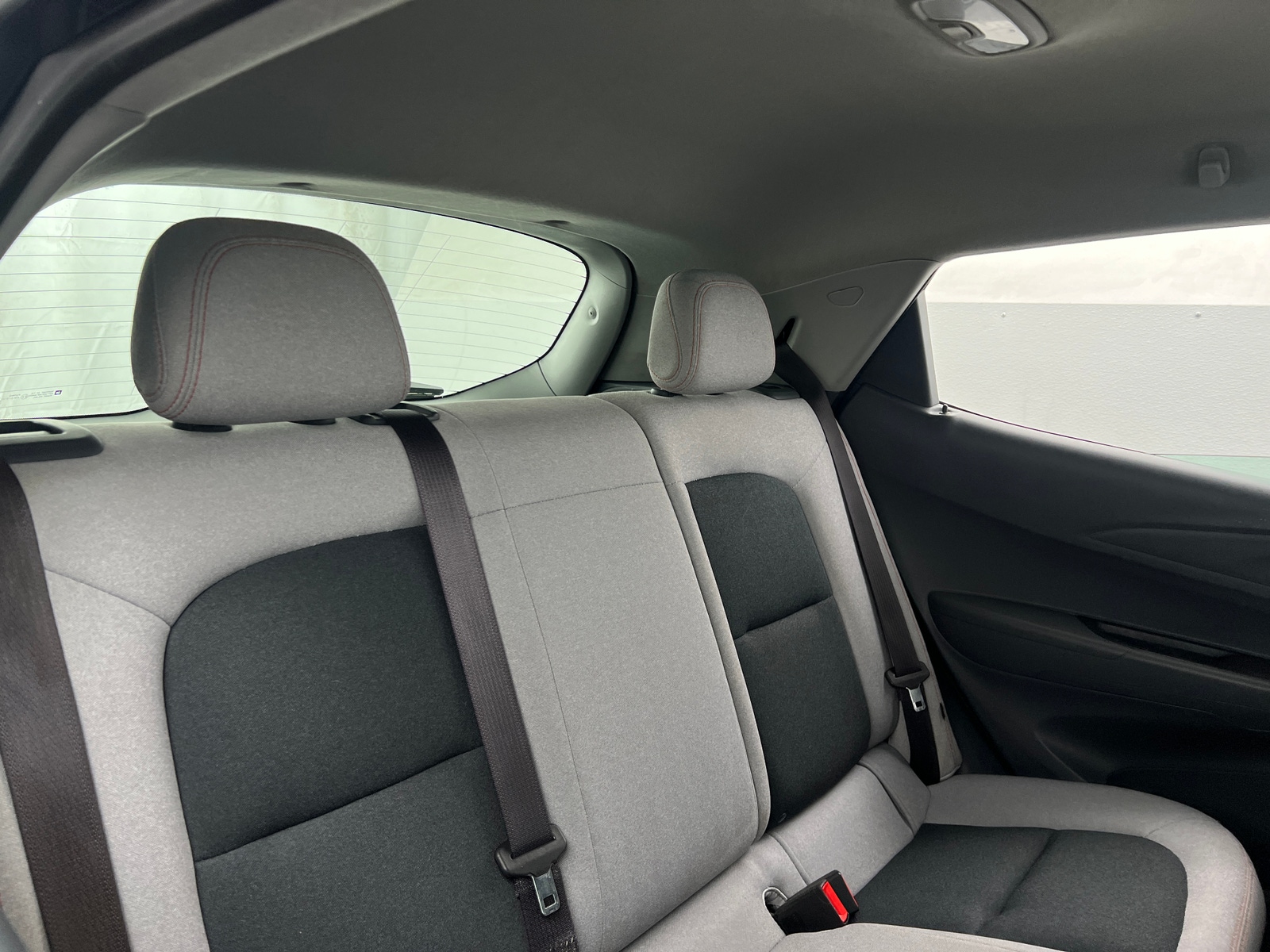 Thumbnail: 2017 Chevrolet Bolt EV - 6