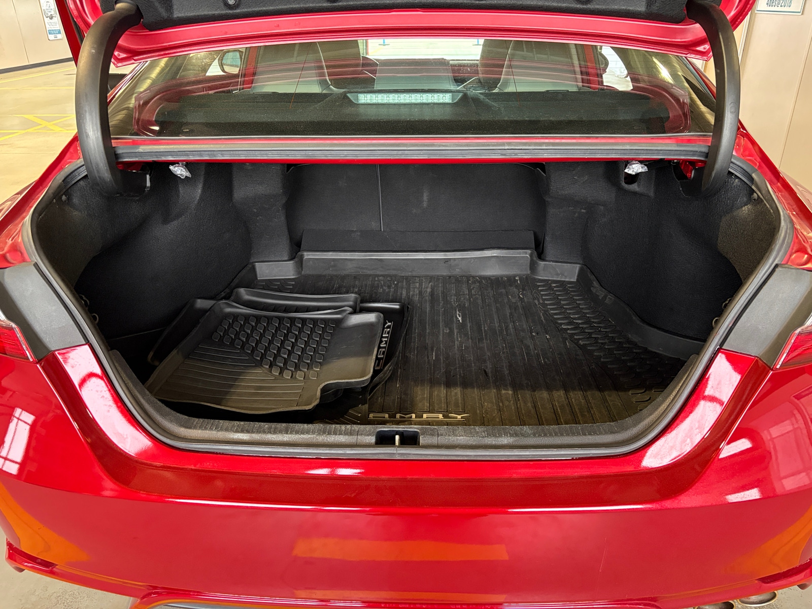 Thumbnail: 2022 Toyota Camry - 6