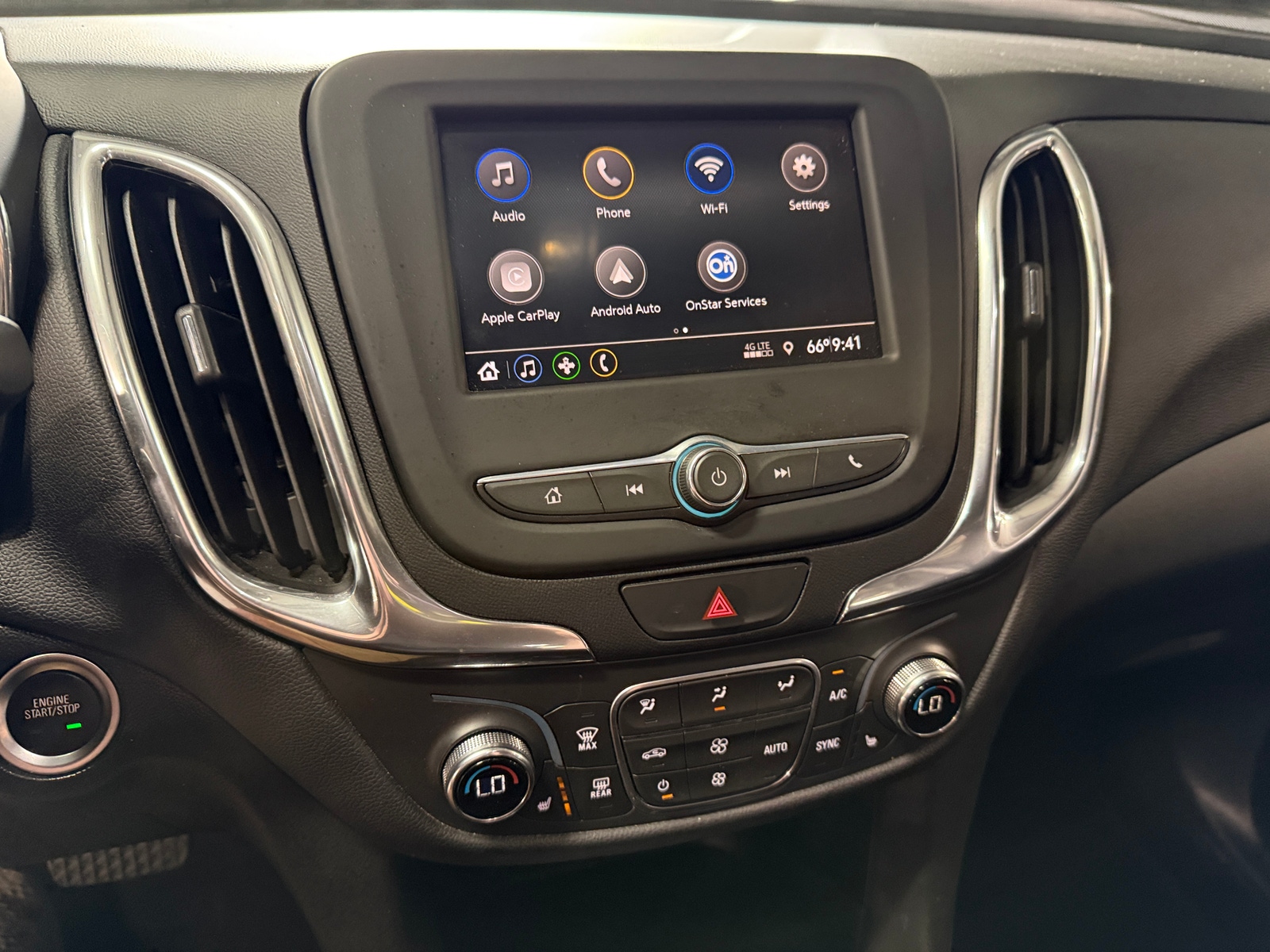 Thumbnail: 2020 Chevrolet Equinox - 4