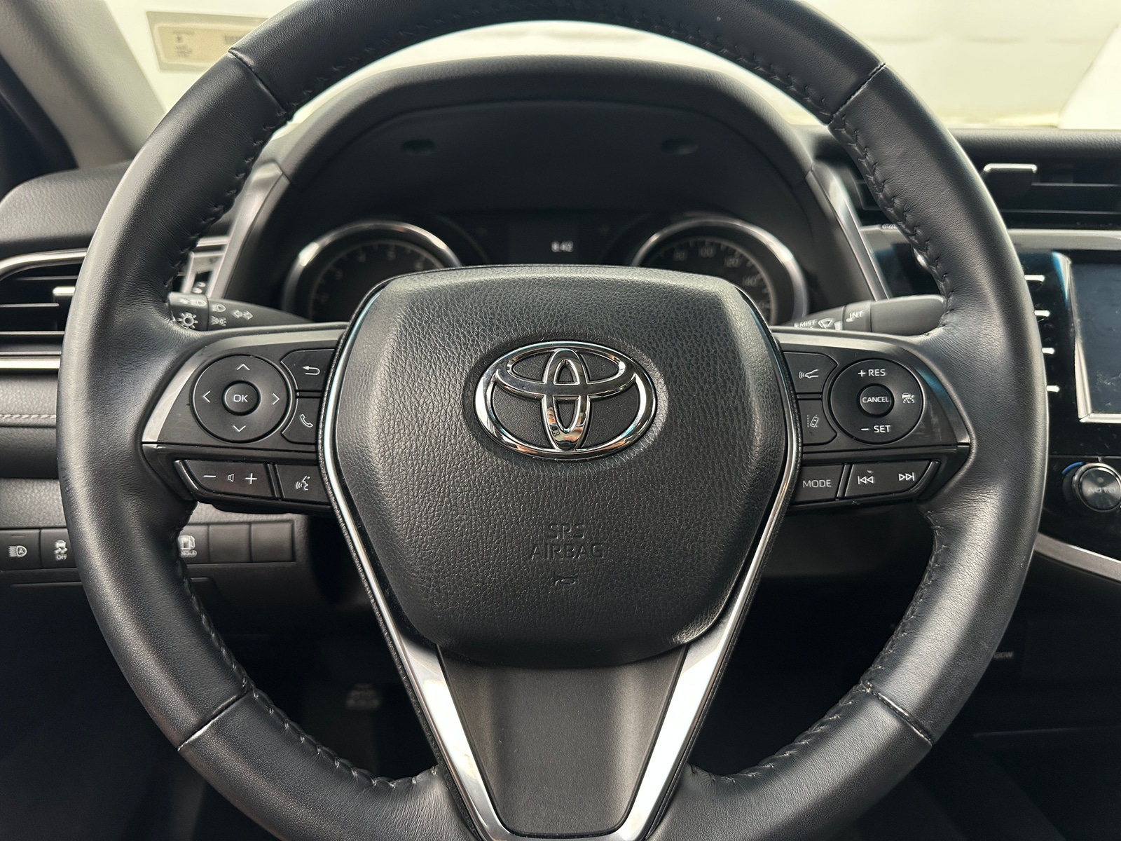 Thumbnail: 2019 Toyota Camry - 4