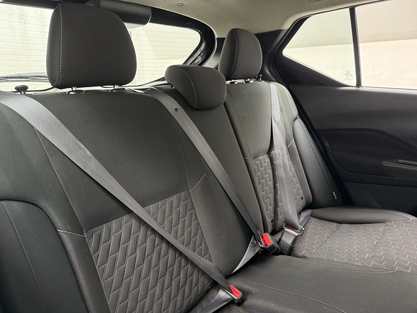 Thumbnail: 2021 Nissan Kicks - 6