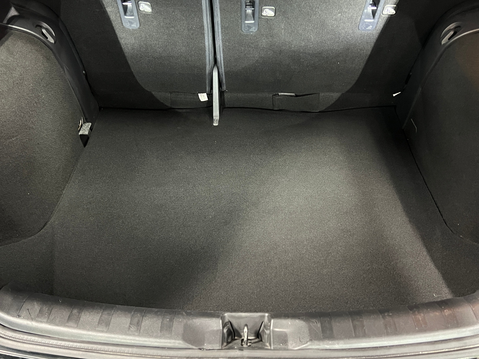 Thumbnail: 2021 Nissan Kicks - 7