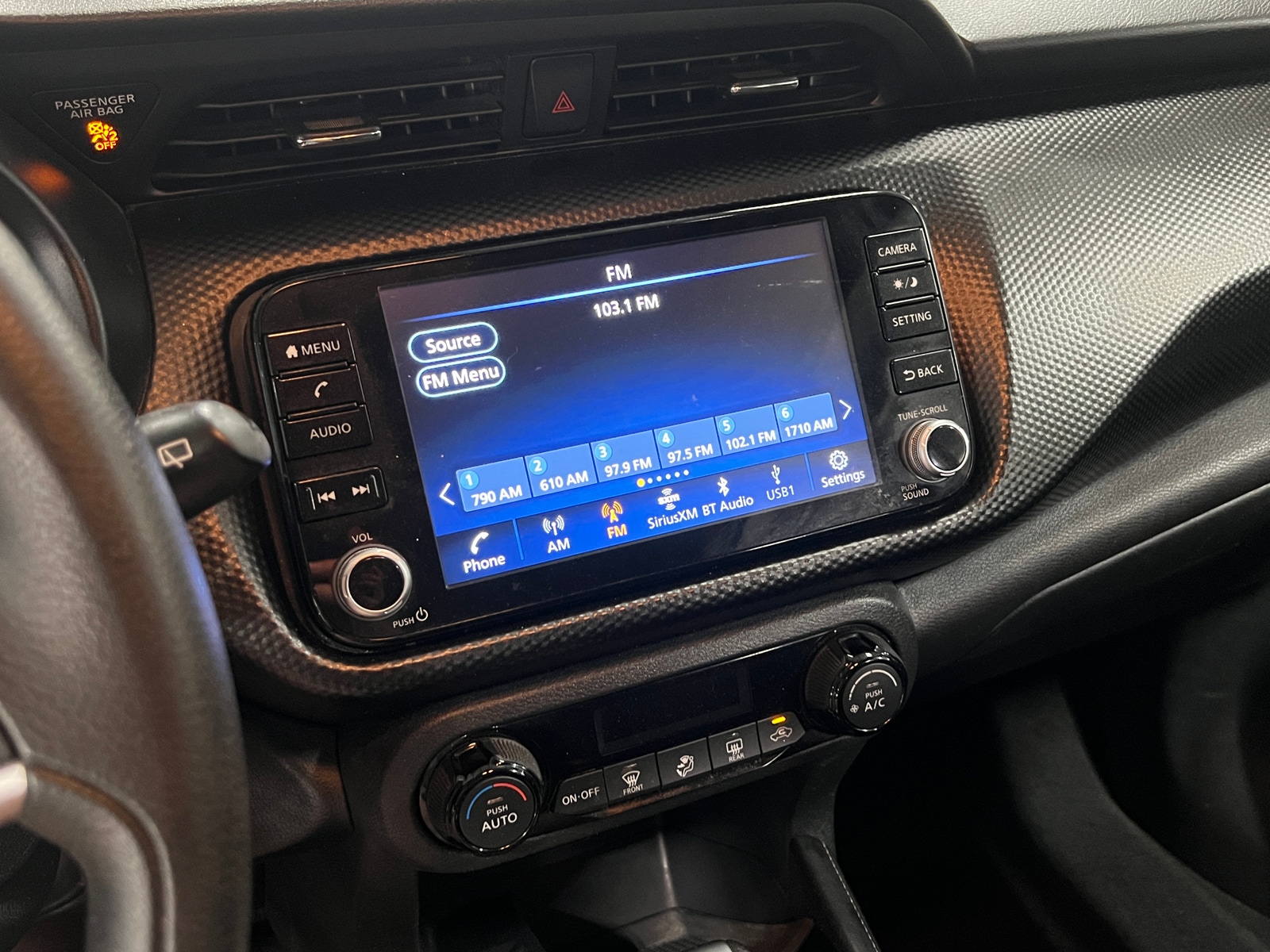 Thumbnail: 2021 Nissan Kicks - 4