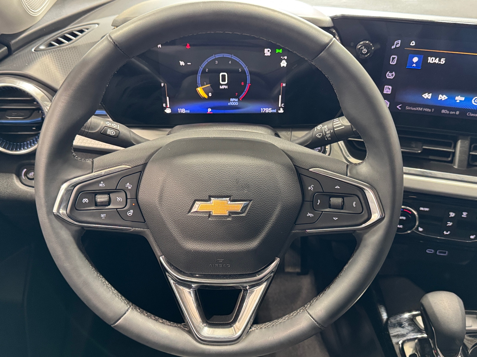 Thumbnail: 2025 Chevrolet Trax - 5