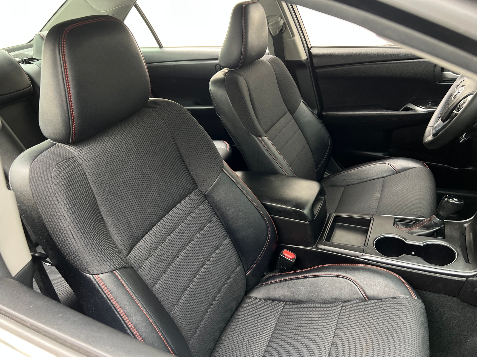 Thumbnail: 2016 Toyota Camry - 2