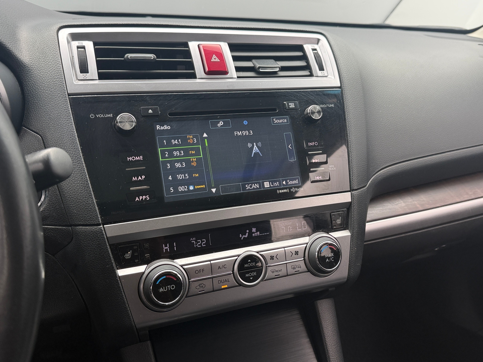 Thumbnail: 2016 Subaru Outback - 3