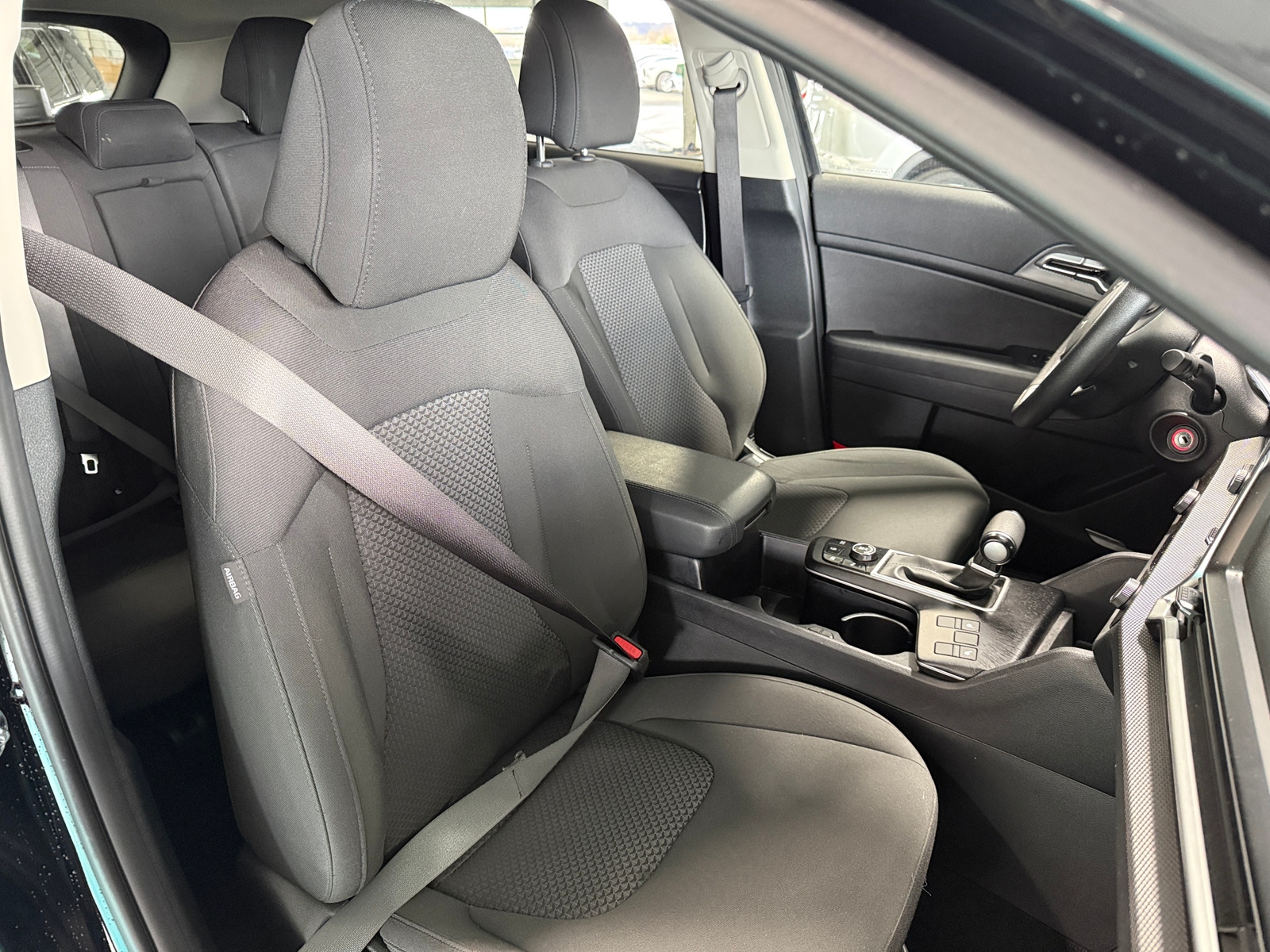 Thumbnail: 2025 Kia Sportage - 2