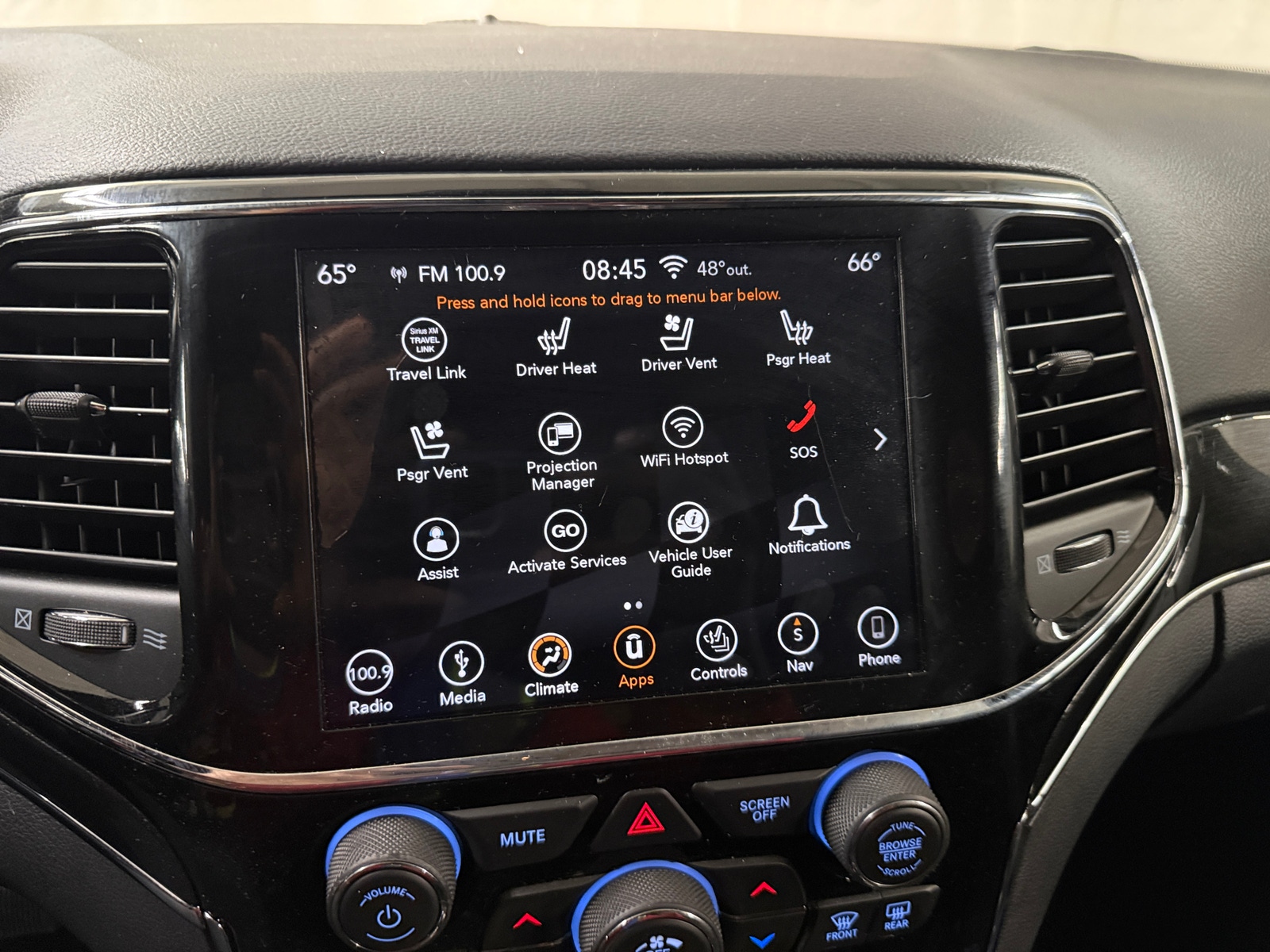 Thumbnail: 2019 Jeep Grand Cherokee - 3