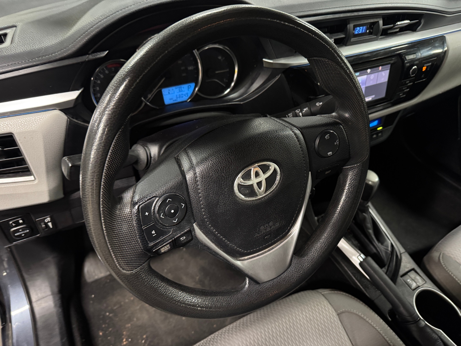 Thumbnail: 2014 Toyota Corolla - 5