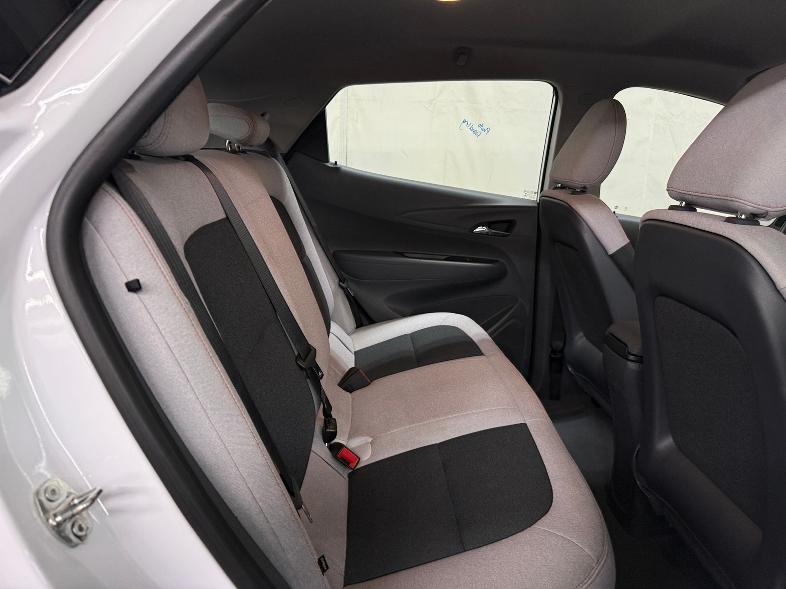 Thumbnail: 2021 Chevrolet Bolt EV - 6