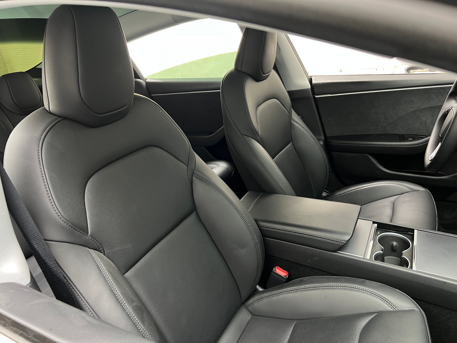 Thumbnail: 2025 Tesla Model 3 - 2