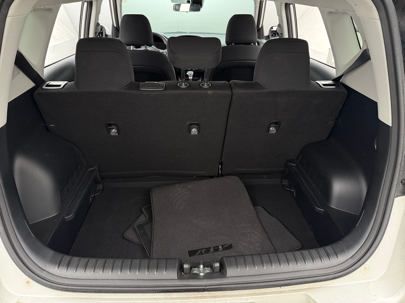 Thumbnail: 2023 Kia Soul - 7