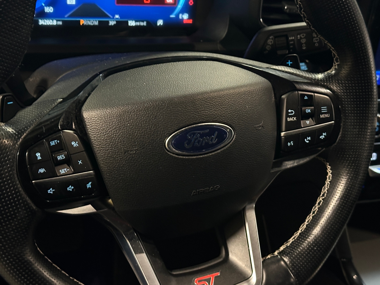 Thumbnail: 2021 Ford Explorer - 4