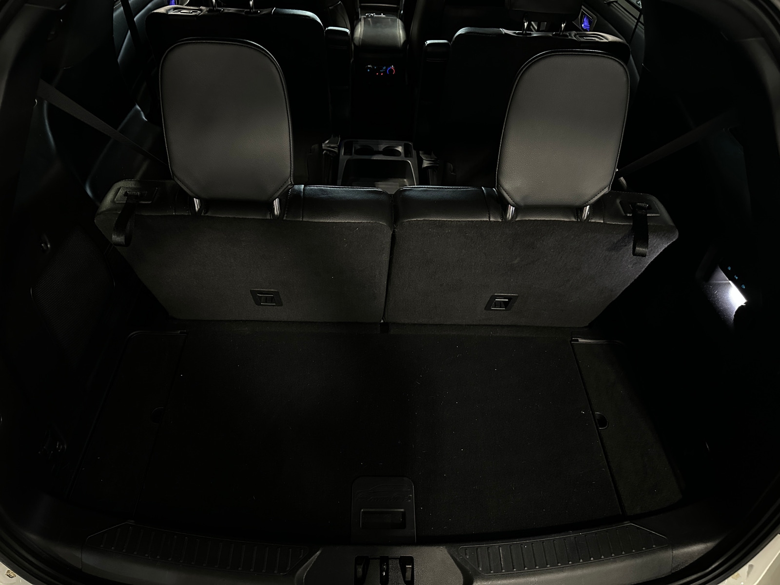 Thumbnail: 2021 Ford Explorer - 6