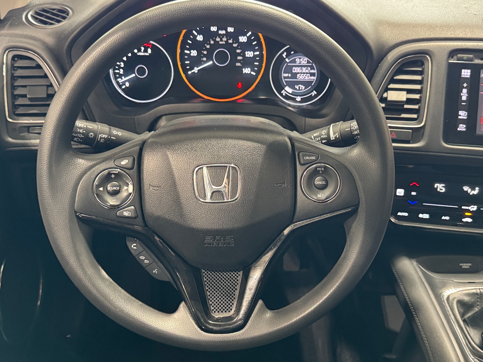 Thumbnail: 2016 Honda HR-V - 5