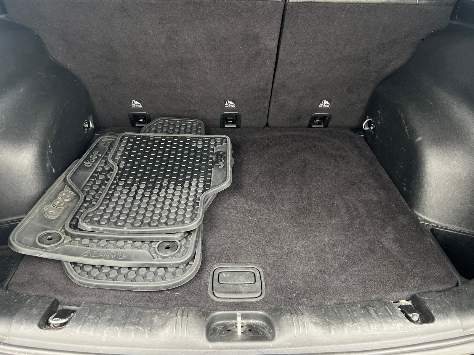 Thumbnail: 2020 Jeep Compass - 7