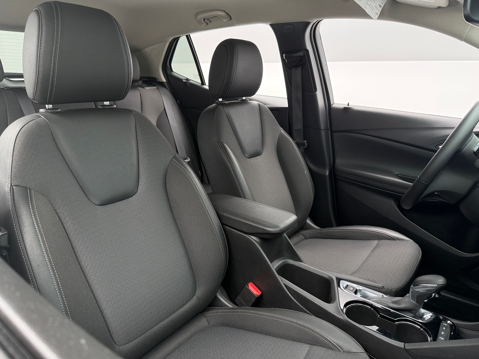 Thumbnail: 2025 Buick Encore GX - 2