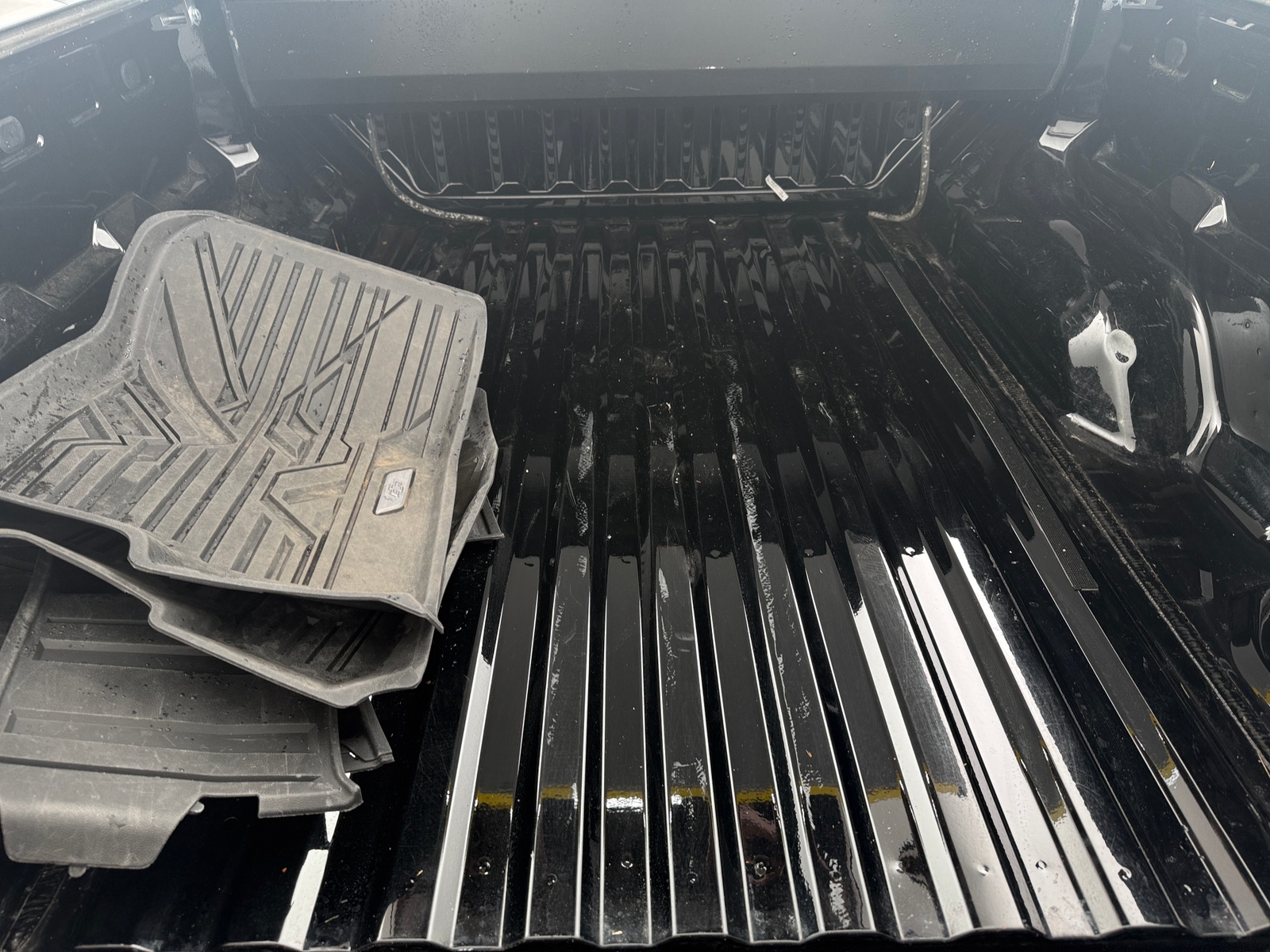 Thumbnail: 2023 Chevrolet Colorado - 6