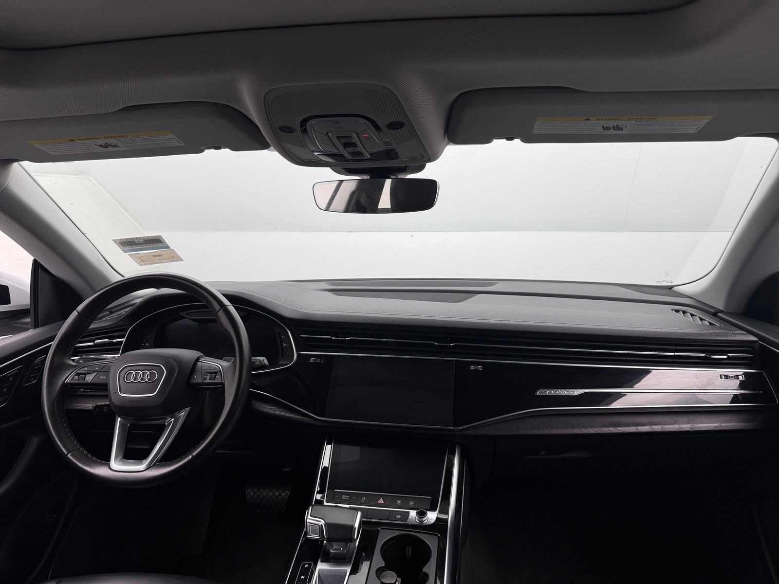 Thumbnail: 2023 Audi Q8 - 2