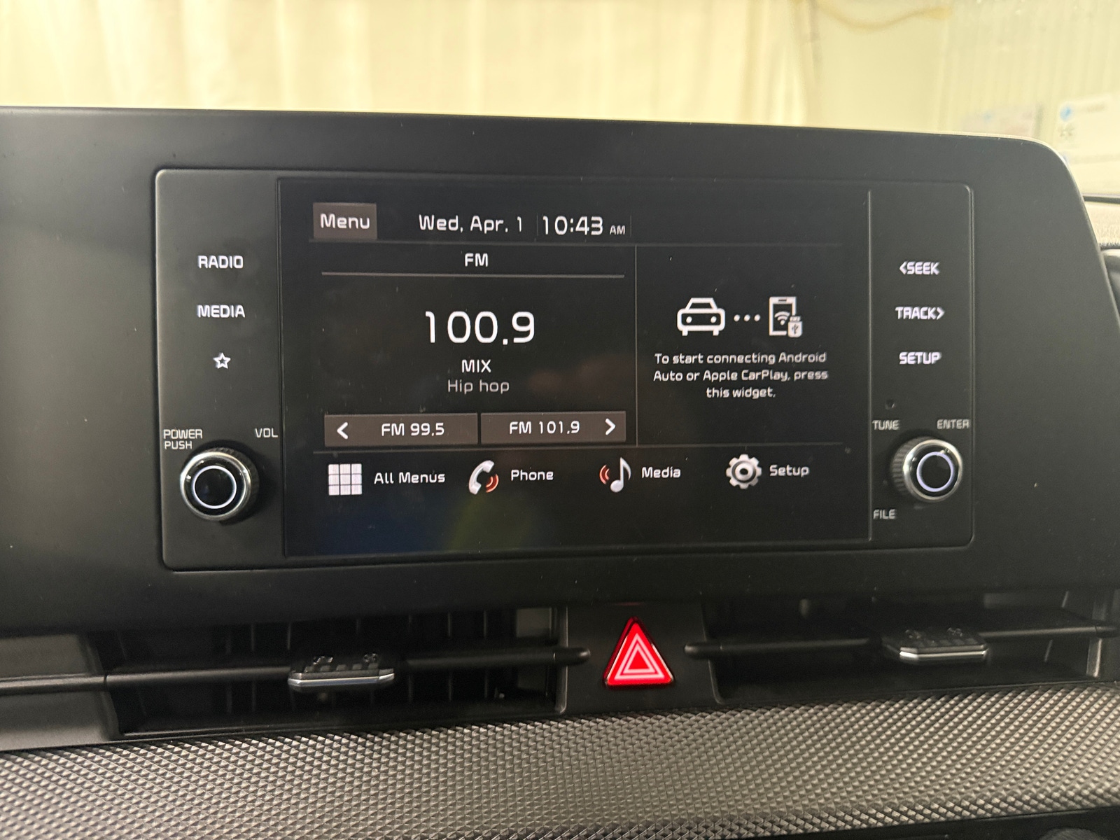 Thumbnail: 2023 Kia Sportage - 4