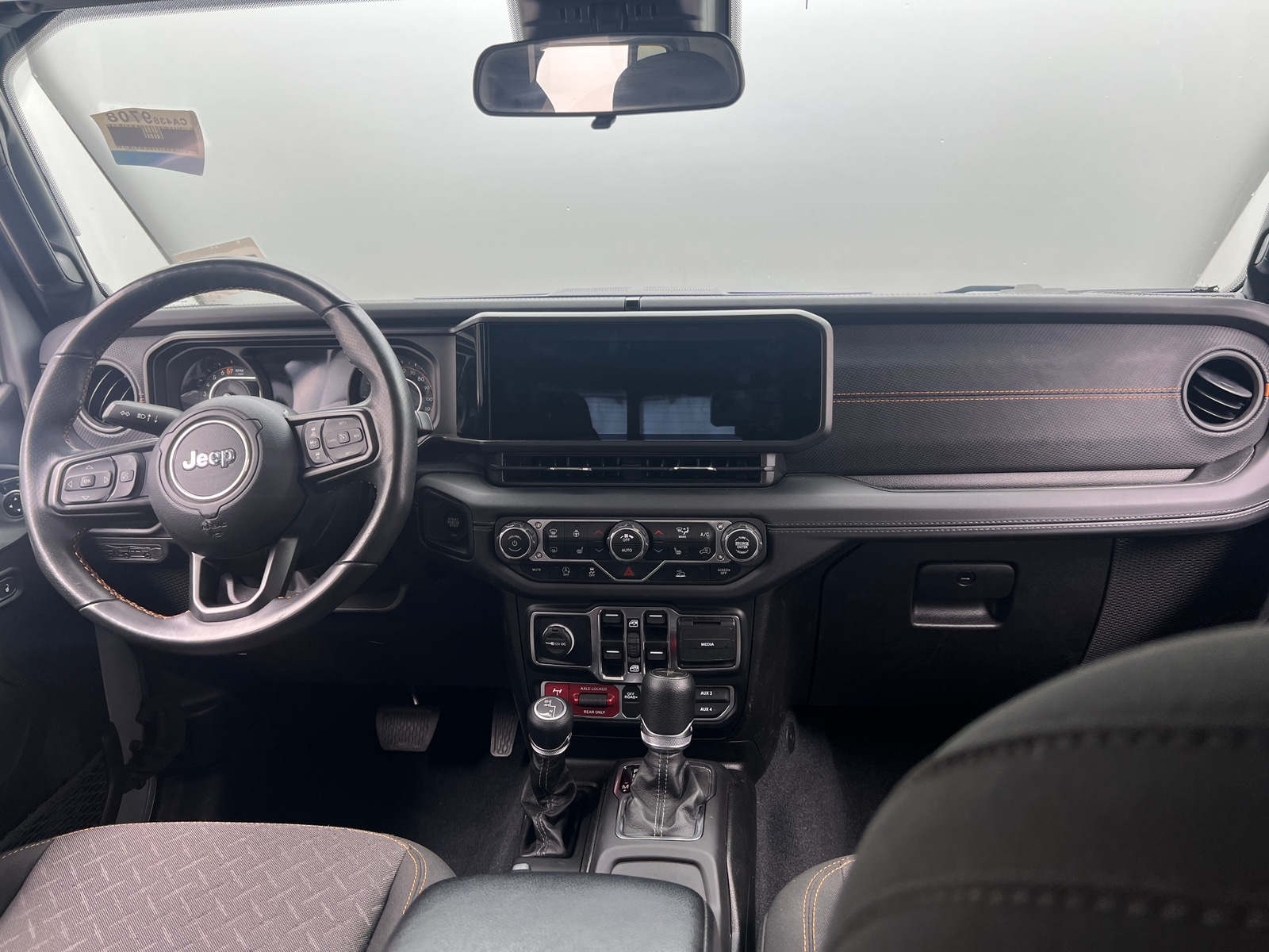 Thumbnail: 2024 Jeep Gladiator - 3